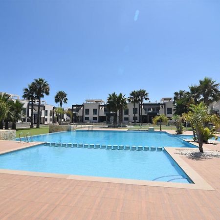 Oasis Beach أوريويلا المظهر الخارجي الصورة