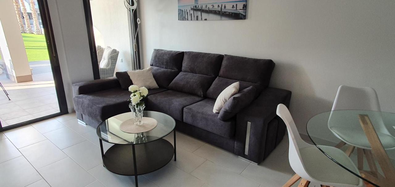 Oasis Beach أوريويلا المظهر الخارجي الصورة
