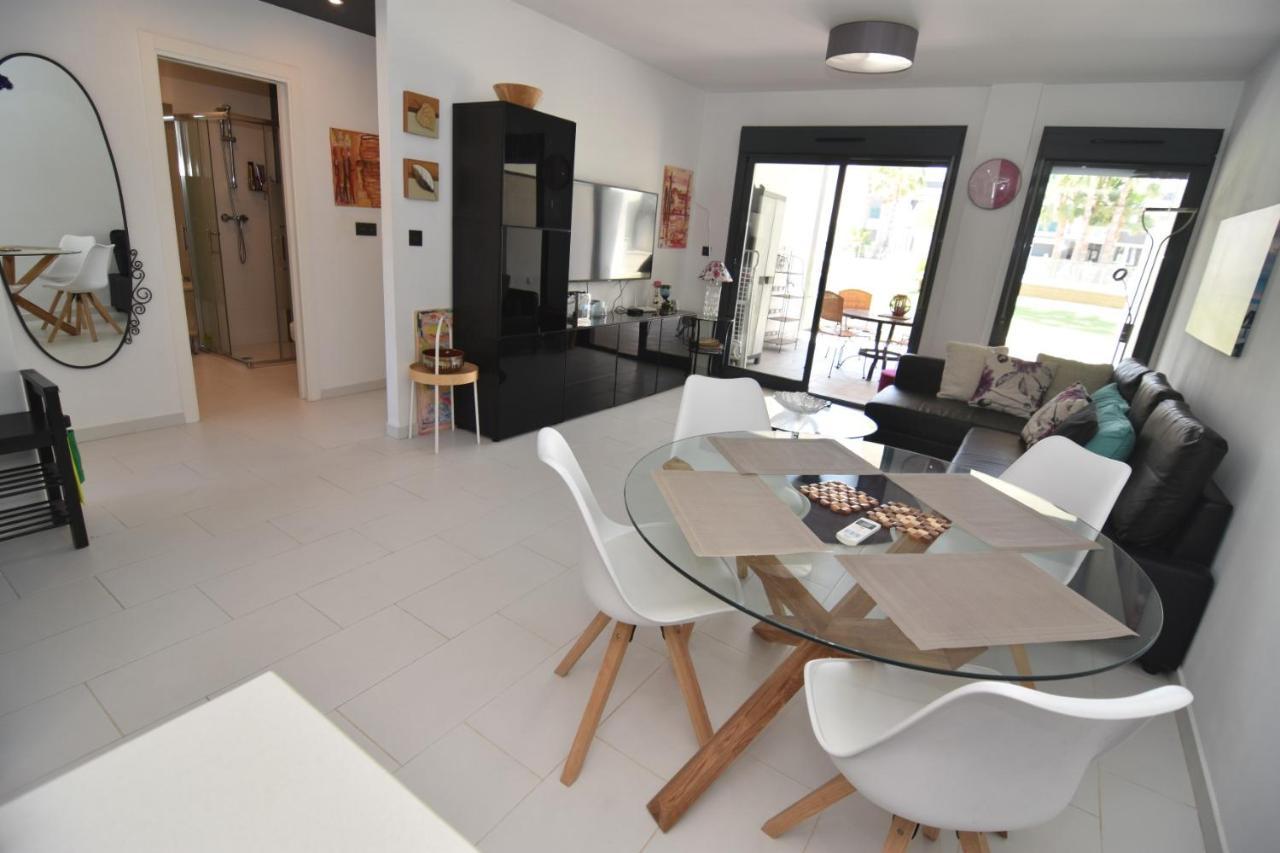 Oasis Beach أوريويلا المظهر الخارجي الصورة