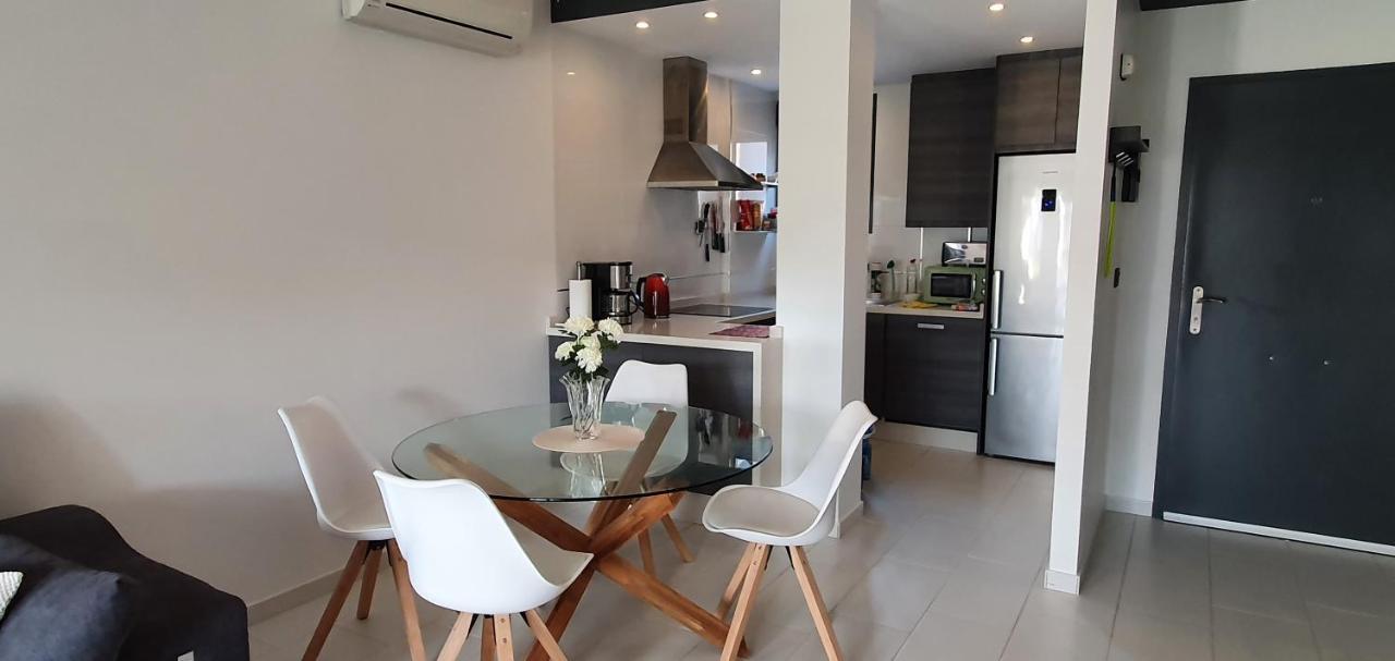 Oasis Beach أوريويلا المظهر الخارجي الصورة